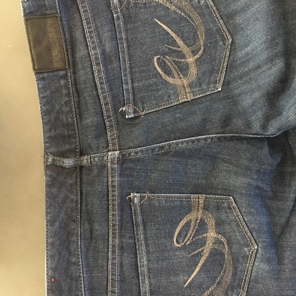 Express Jeans - Picture 2 of 6